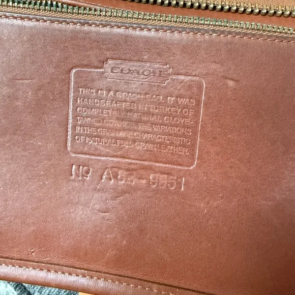 Vintage Patricia Coach crossbody bag - Picture 10 of 14